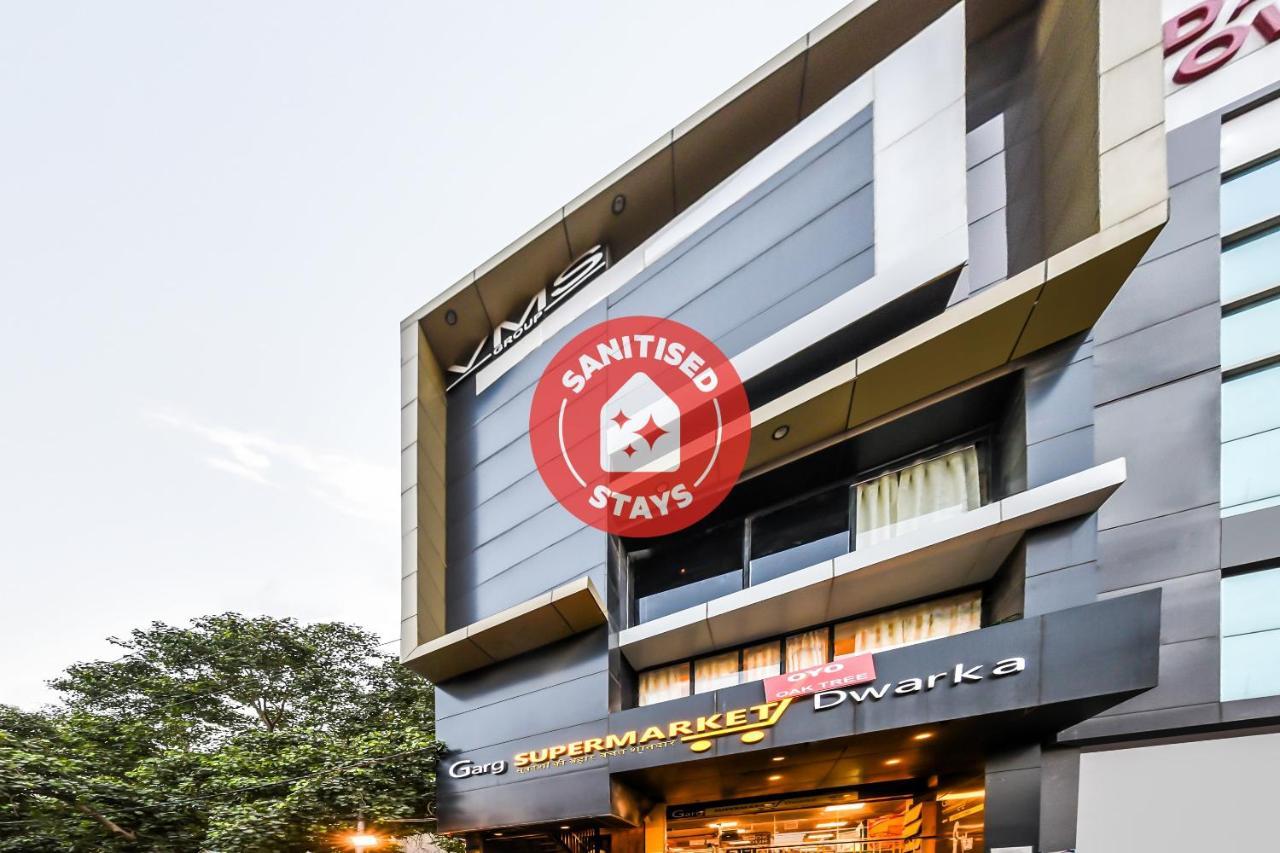 CAPITAL O 19133 Oak Tree Hotel New Delhi Buitenkant foto